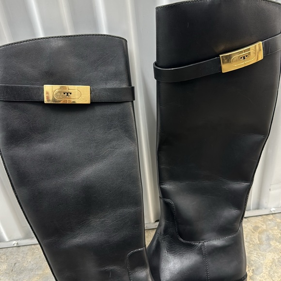 Tory Burch - Picture 2 of 8